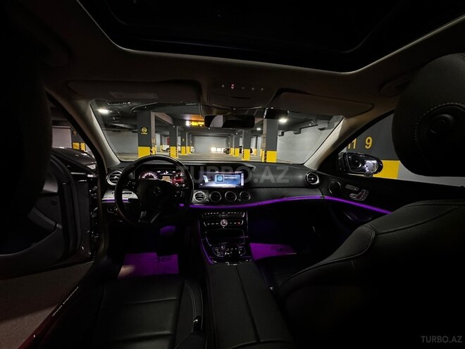 Mercedes E 220 d-7
