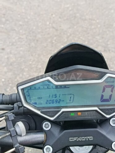 CFMOTO 250 NK-6