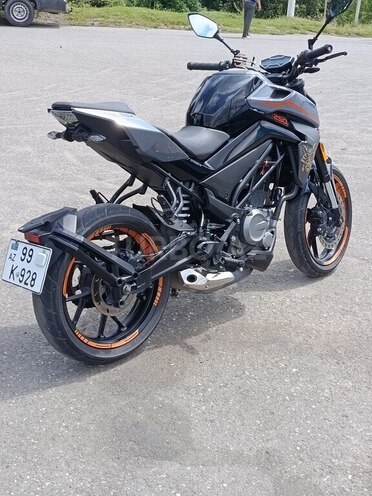 CFMOTO 250 NK-7