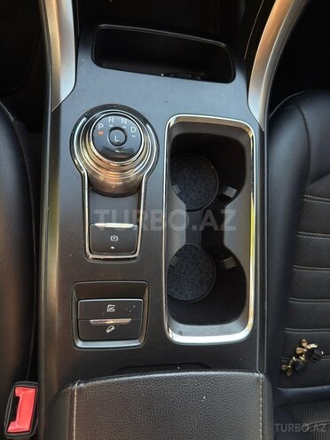 Ford Fusion (North America)-3