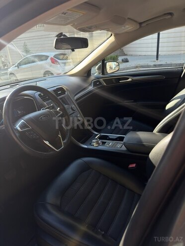 Ford Fusion (North America)-4