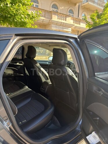 Ford Fusion (North America)-11