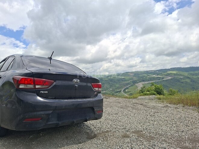 Kia Rio-6
