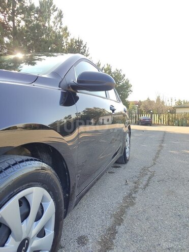 Kia Rio-14
