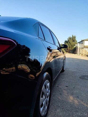 Kia Rio-13