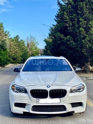 BMW 528-2