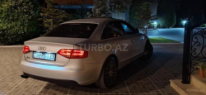 Audi A4-8