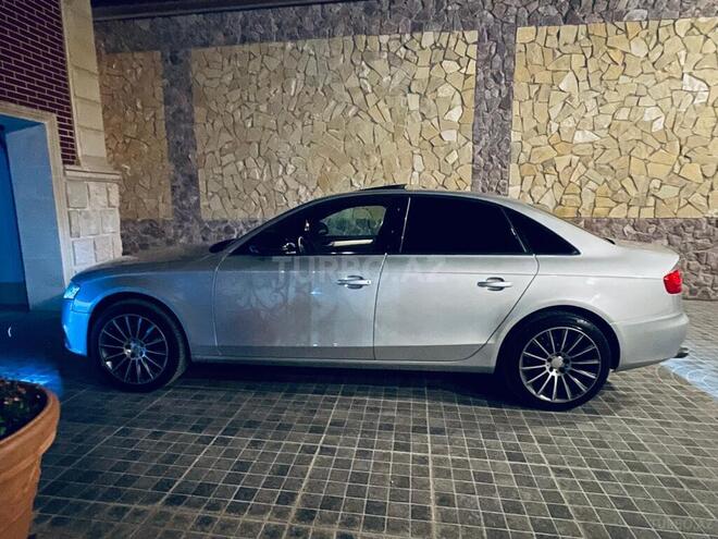 Audi A4-11
