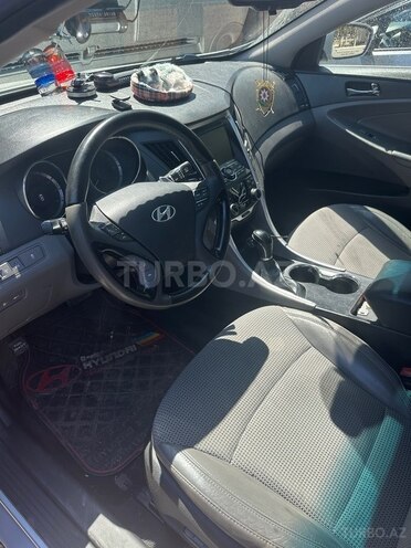 Hyundai Sonata-3