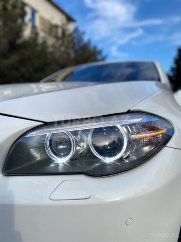 BMW 528-9