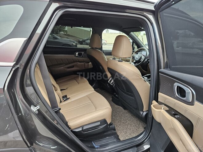 Kia Sorento-17