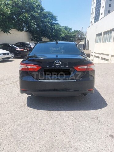 Toyota Camry-3