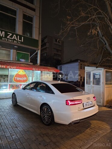Audi A6-15