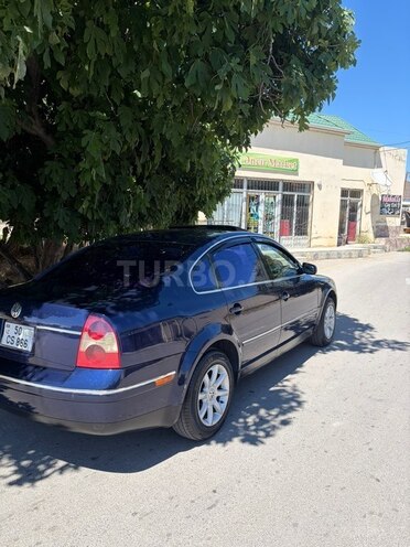 Volkswagen Passat-5