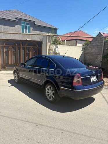 Volkswagen Passat-2