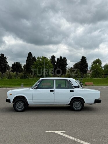 LADA (VAZ) 2107-5