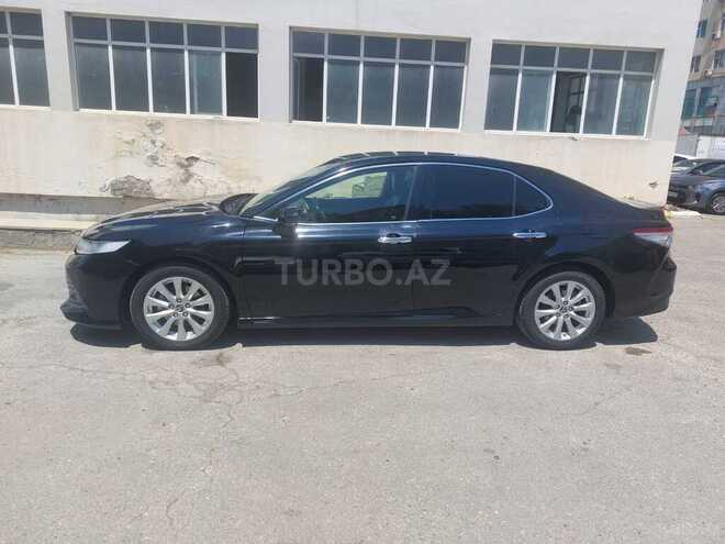 Toyota Camry-5
