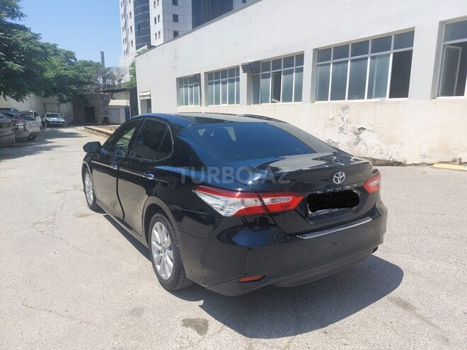 Toyota Camry-7