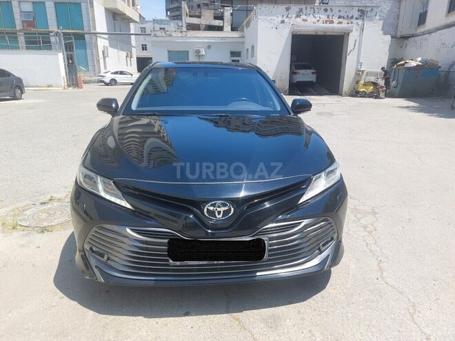 Toyota Camry-1