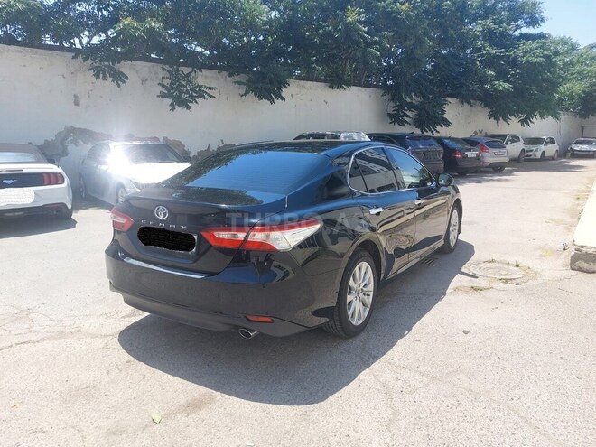Toyota Camry-8