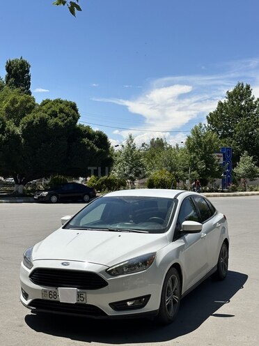 Ford Focus-1