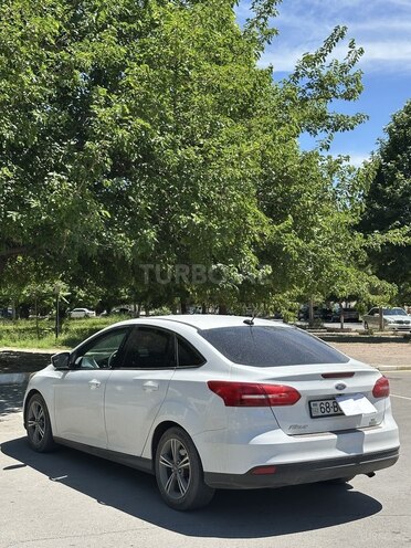 Ford Focus-4
