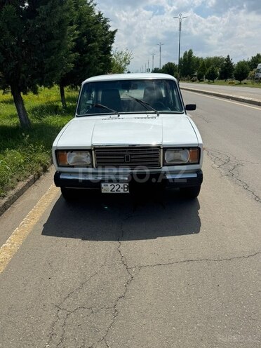 LADA (VAZ) 2107-1