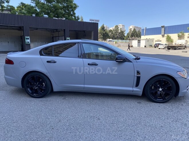 Jaguar XF-3