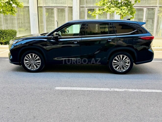 Toyota Highlander-7