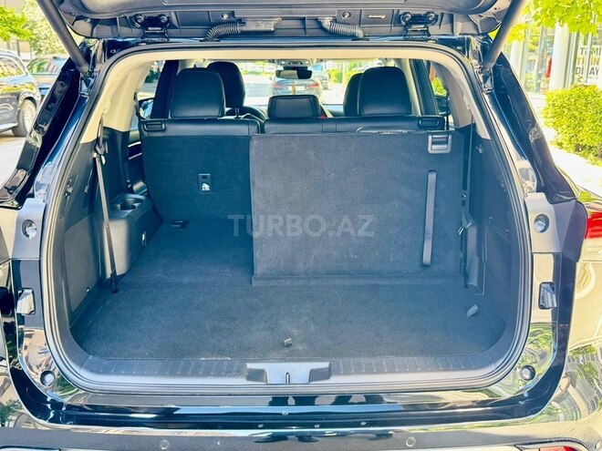 Toyota Highlander-8