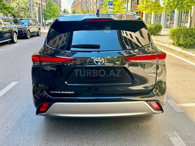 Toyota Highlander-3
