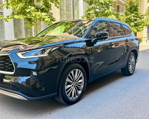 Toyota Highlander-4