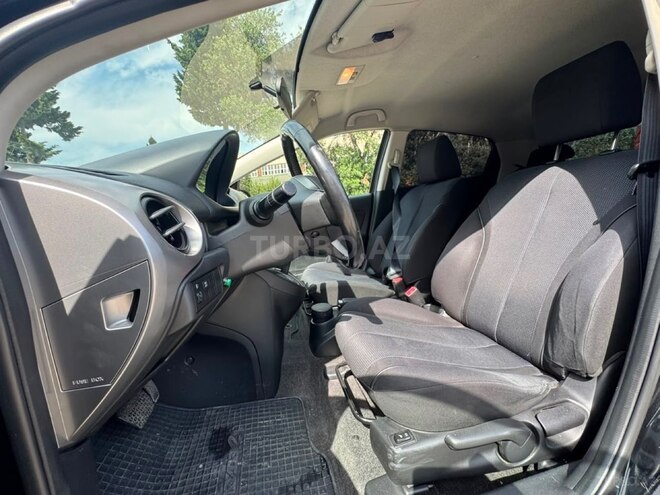 Mazda 2-12