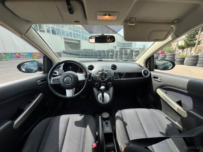 Mazda 2-4