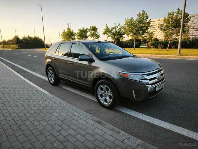 Ford Edge-5