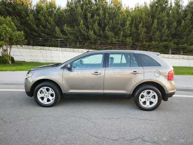 Ford Edge-4