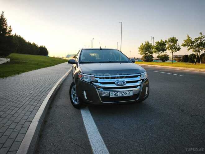 Ford Edge-2