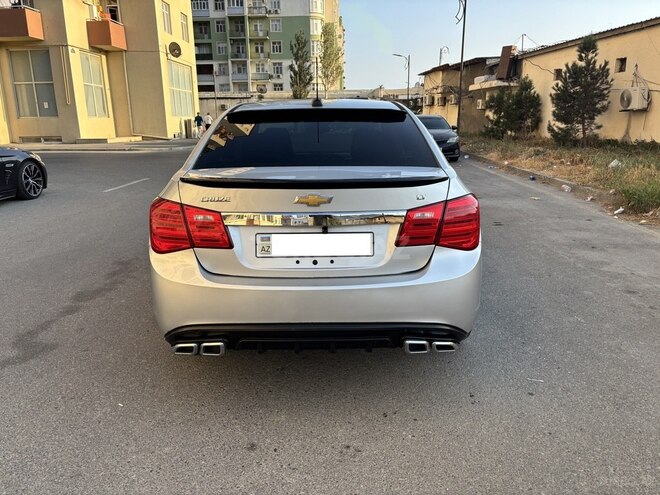 Chevrolet Cruze-4