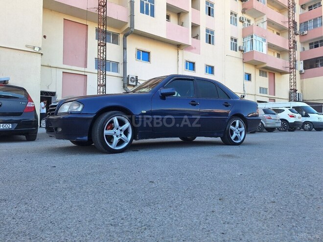 Mercedes C 200-2