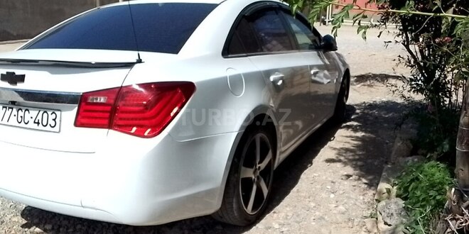 Chevrolet Cruze-5