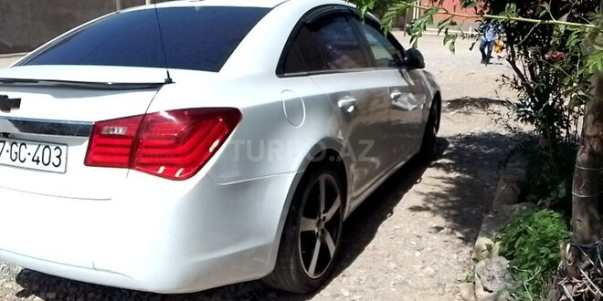 Chevrolet Cruze-6