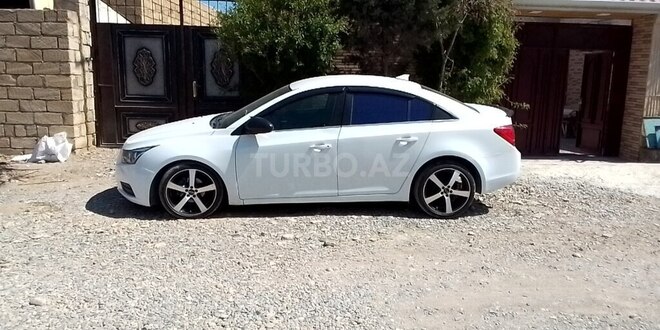 Chevrolet Cruze-3