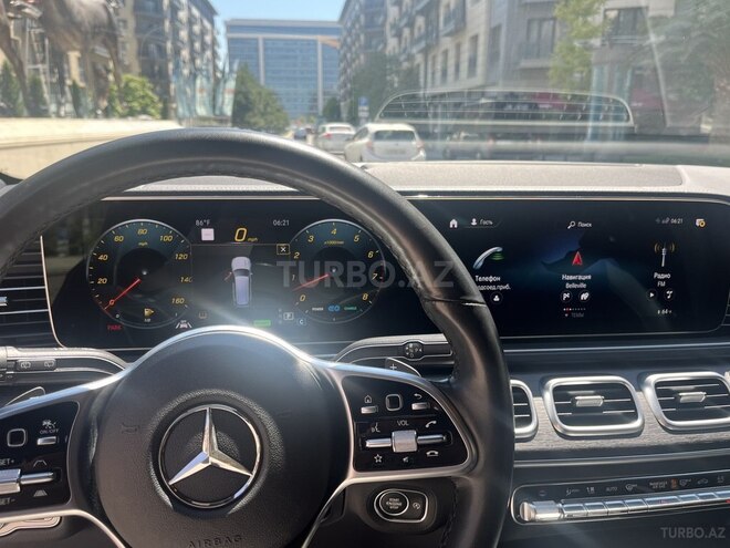 Mercedes GLS 450 4MATIC-9