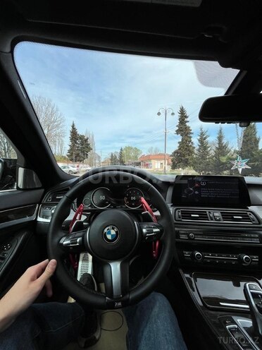BMW 528-9