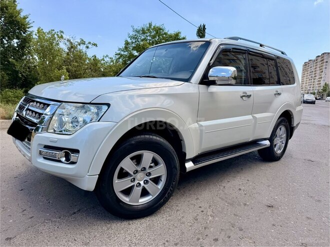 Mitsubishi Pajero-14