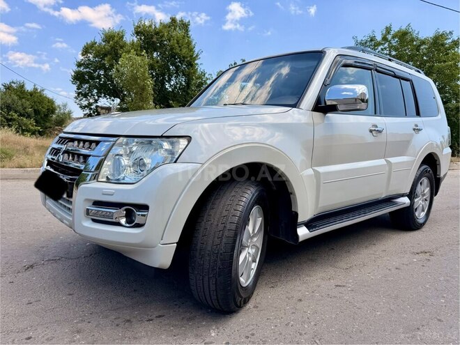 Mitsubishi Pajero-18