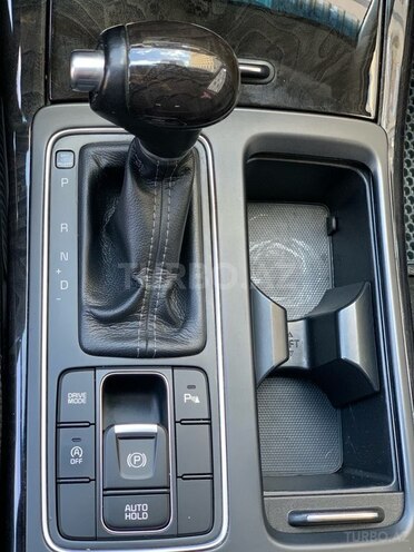 Kia Sorento-12