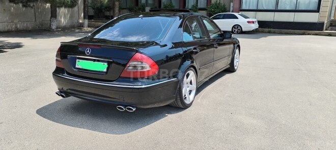 Mercedes E 320 4MATIC-15