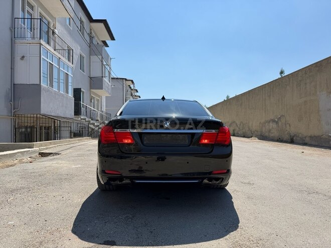 BMW 750-4
