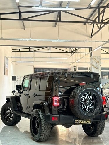 Jeep Wrangler-10